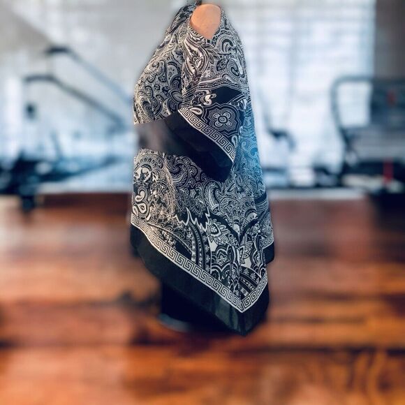 Chico’s Black Label Sheer Blouse Cold Shoulder Sleeves Size 00 - Picture 8 of 10